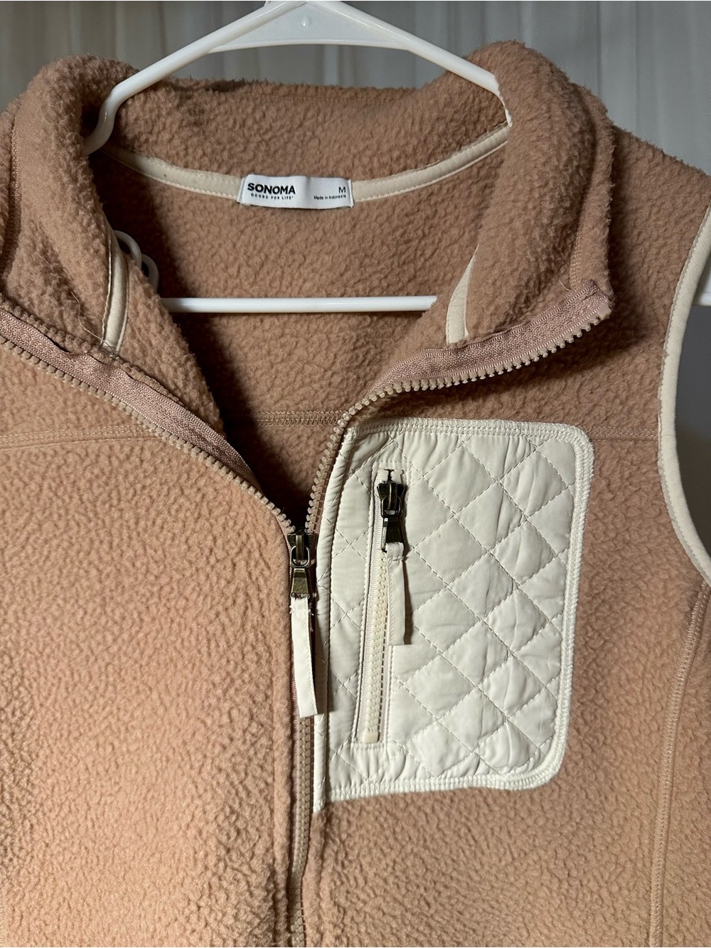 Sonoma Blush Fleece Vest with Cream Quilted Pocket